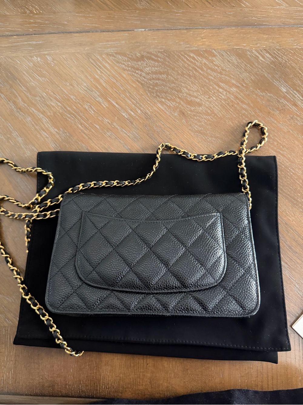 CHANEL caviar turnlock wallet on chain - Picture 5 of 8